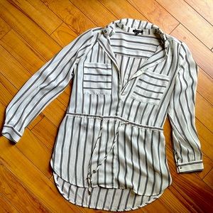 Tunique/blouse avec glissière et sert taille